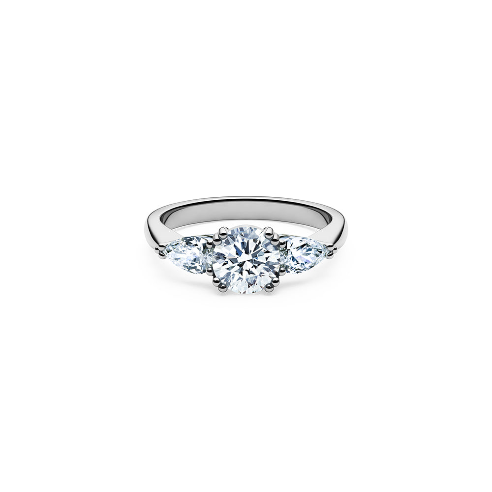 Skagi Diamond Ring - Platinum